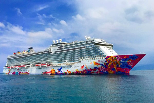 Embracing Autumn's Beauty: Expert Photography Tips for Capturing Cotswold Foliage